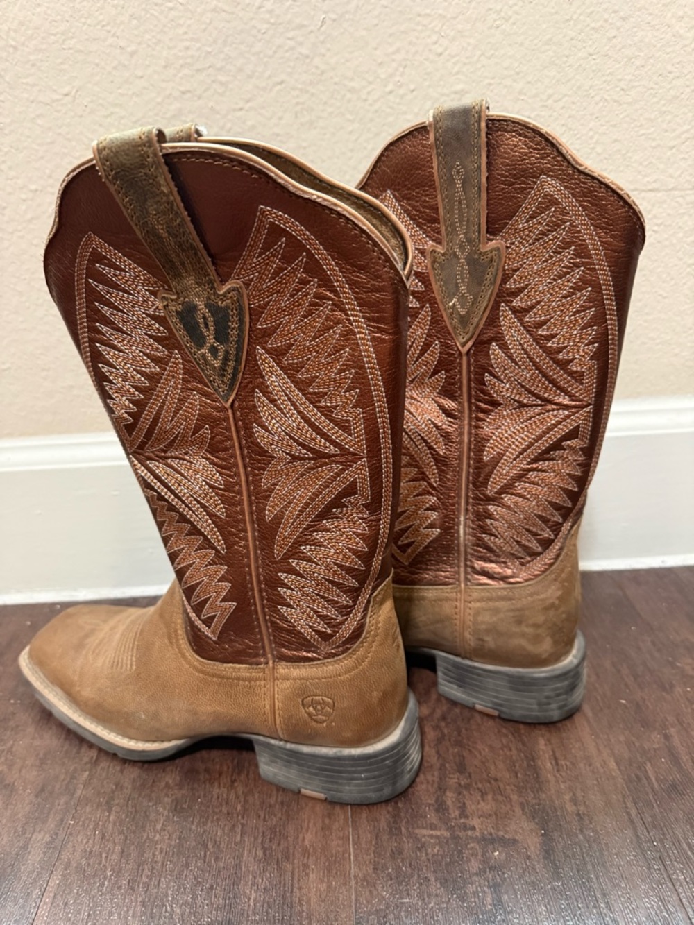 Ariat Boots Size 7 - Picture 3 of 4